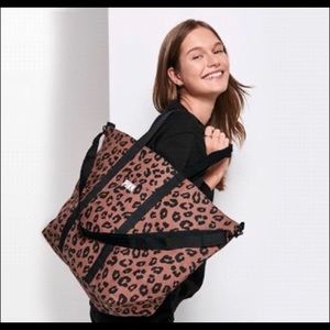 NWT🐆Victoria’s Secret Pink Tote✨✨